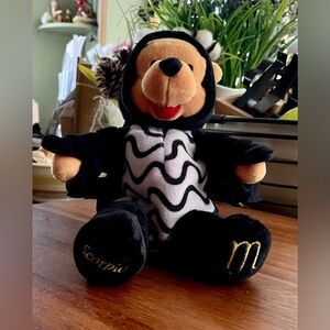 **EUC** Disney Store Winnie The Pooh - Scorpio Costume - Beanie Plush